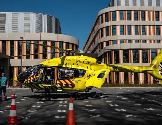 Ambulancehelikopter naar Vliegbasis Leeuwarden | 28 april 2024 2:59