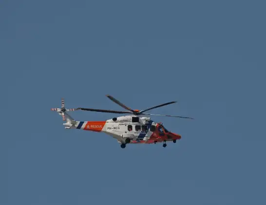 Kustwachthelikopter naar Leiden | 12 mei 2024 18:59